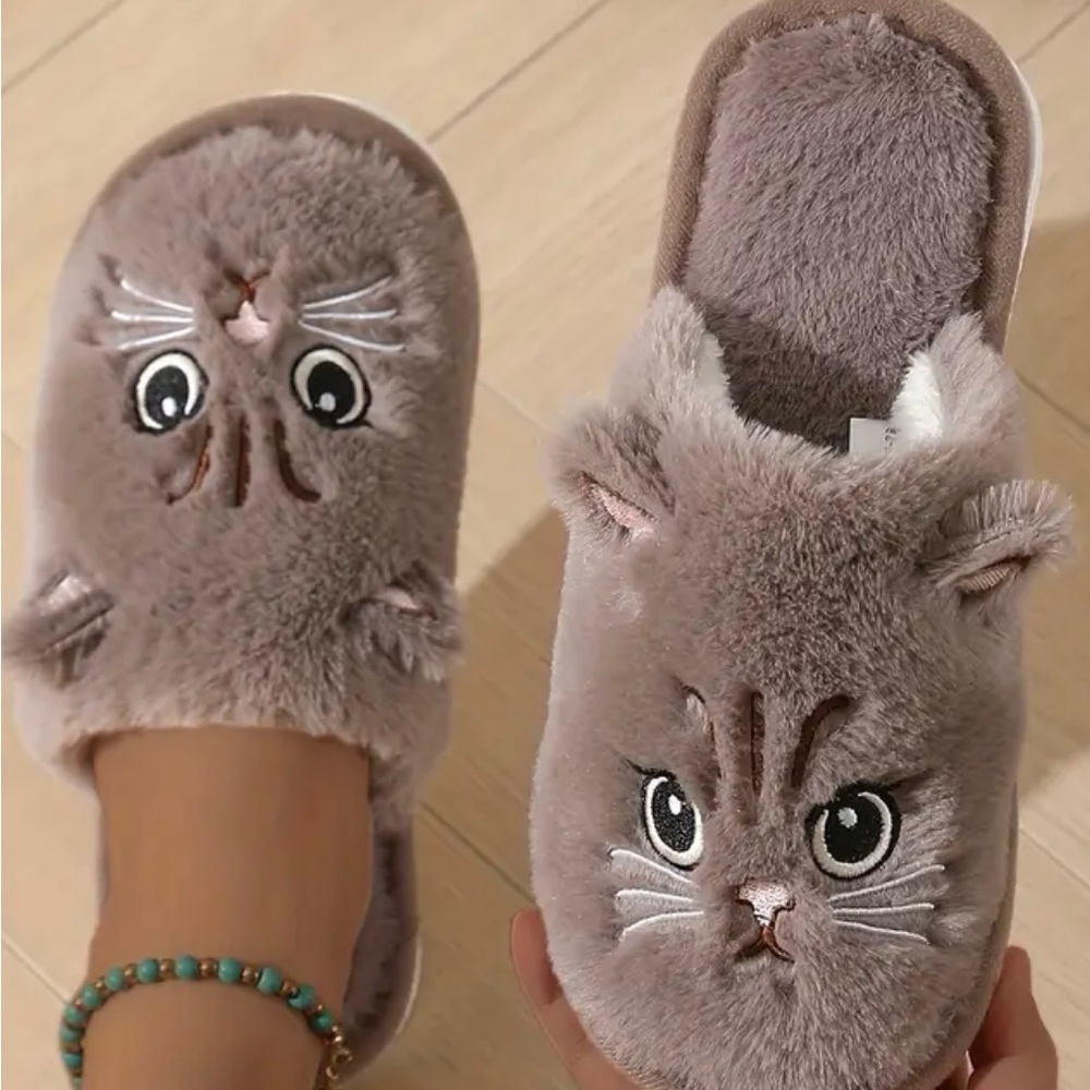 BRAND NEW Women's Plush Cat Slippers - Winter Warm Non-Slip Indoor House Shoes